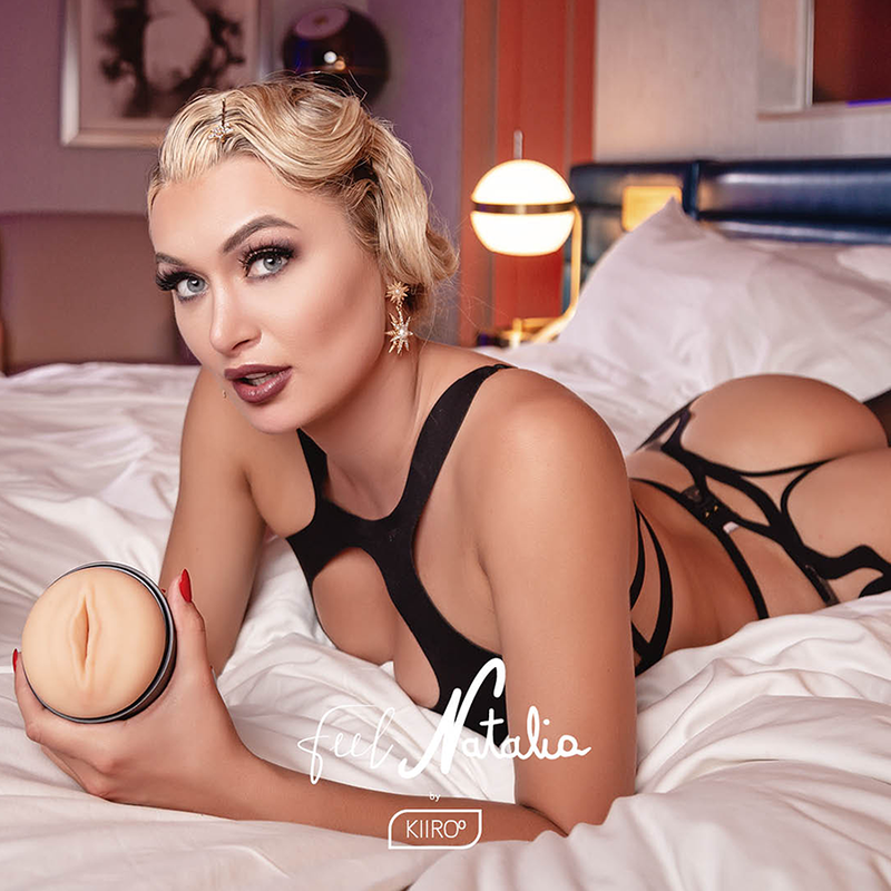 KIIROO - FEEL NATALIA STARR - STARS COLLECTION STROKERS